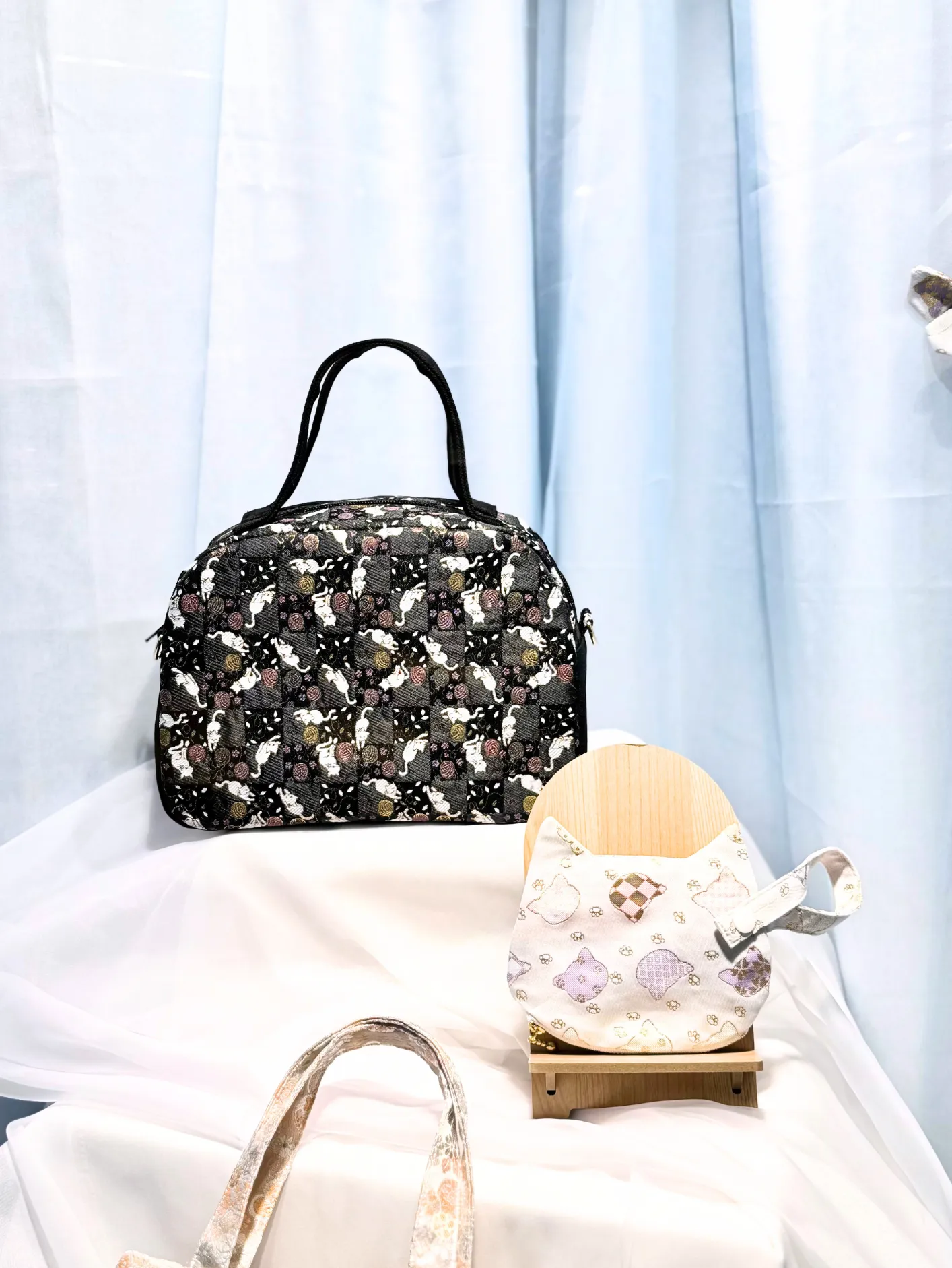 《6月》金襴ディスプレイが新しくなりました！