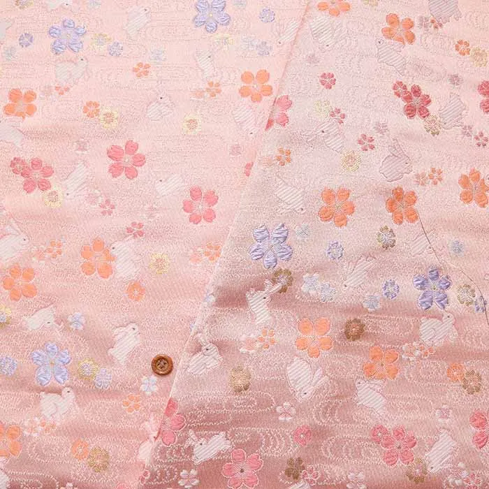 金襴 うさぎと桜