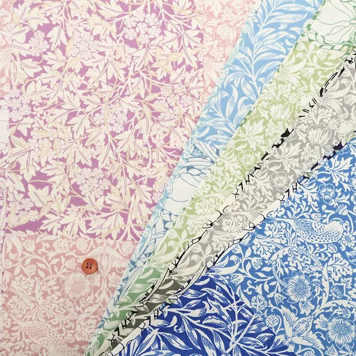 コットンブロードプリント生地　V&A William Morris Morris Collage