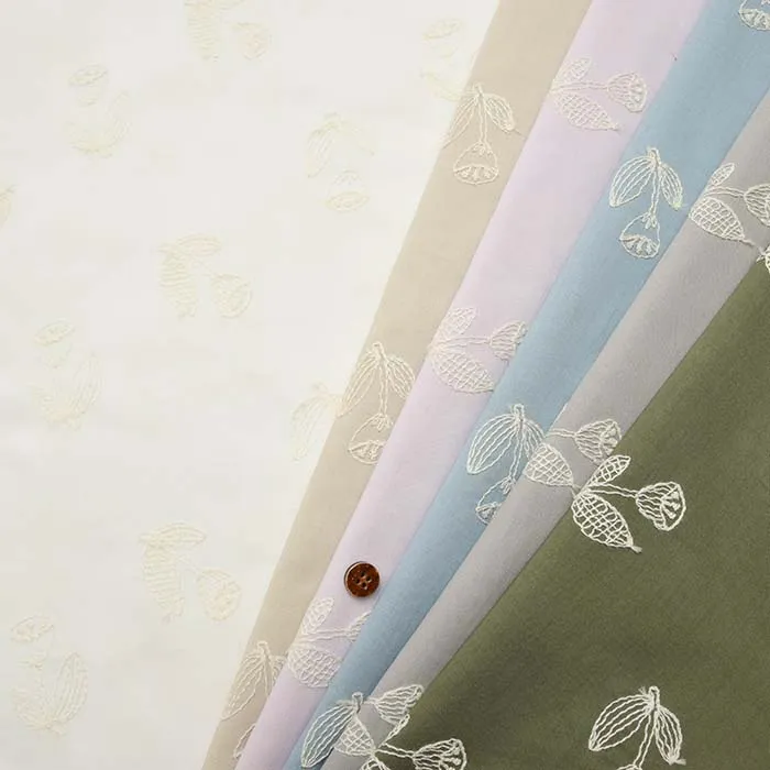 60ローンプリント生地 刺繍チューリップ