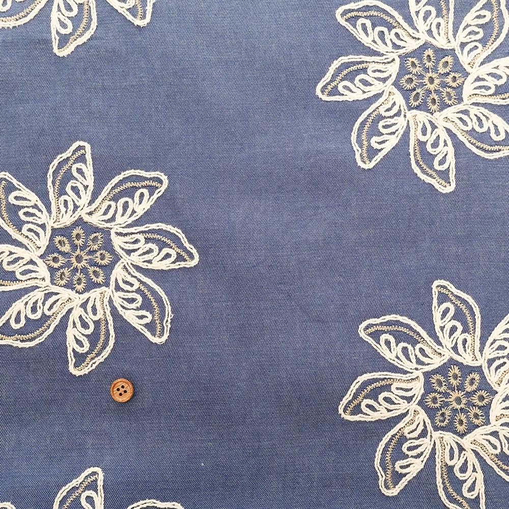 イタリア製　DaDo　デニム刺繍生地　エスニックフラワー