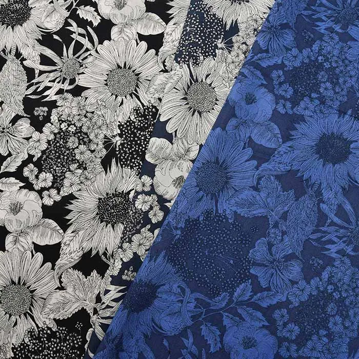 LIBERTY リバティ コットンタナローンプリント生地 Swim Dunclare