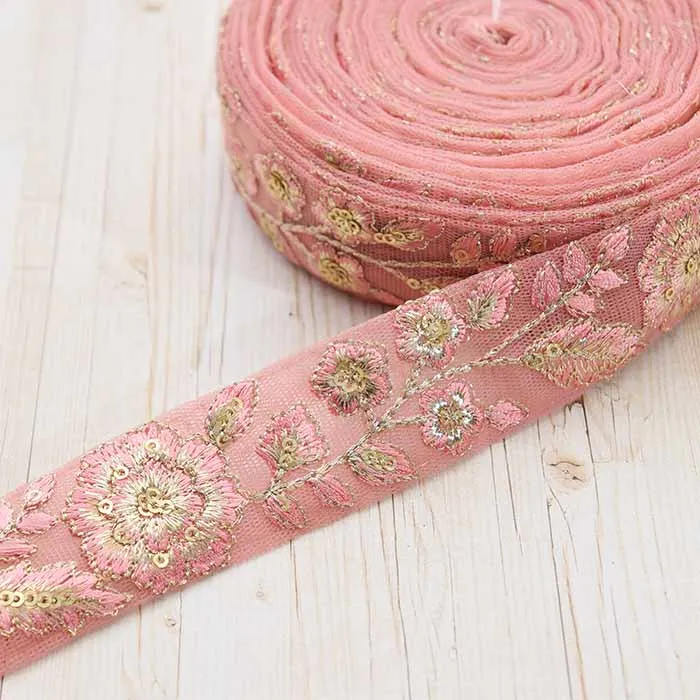 インド製　刺繍リボン　約30mm幅