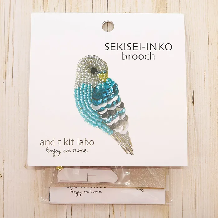 ビーズ刺繍キット TORI brooch SEKISEI-INKO