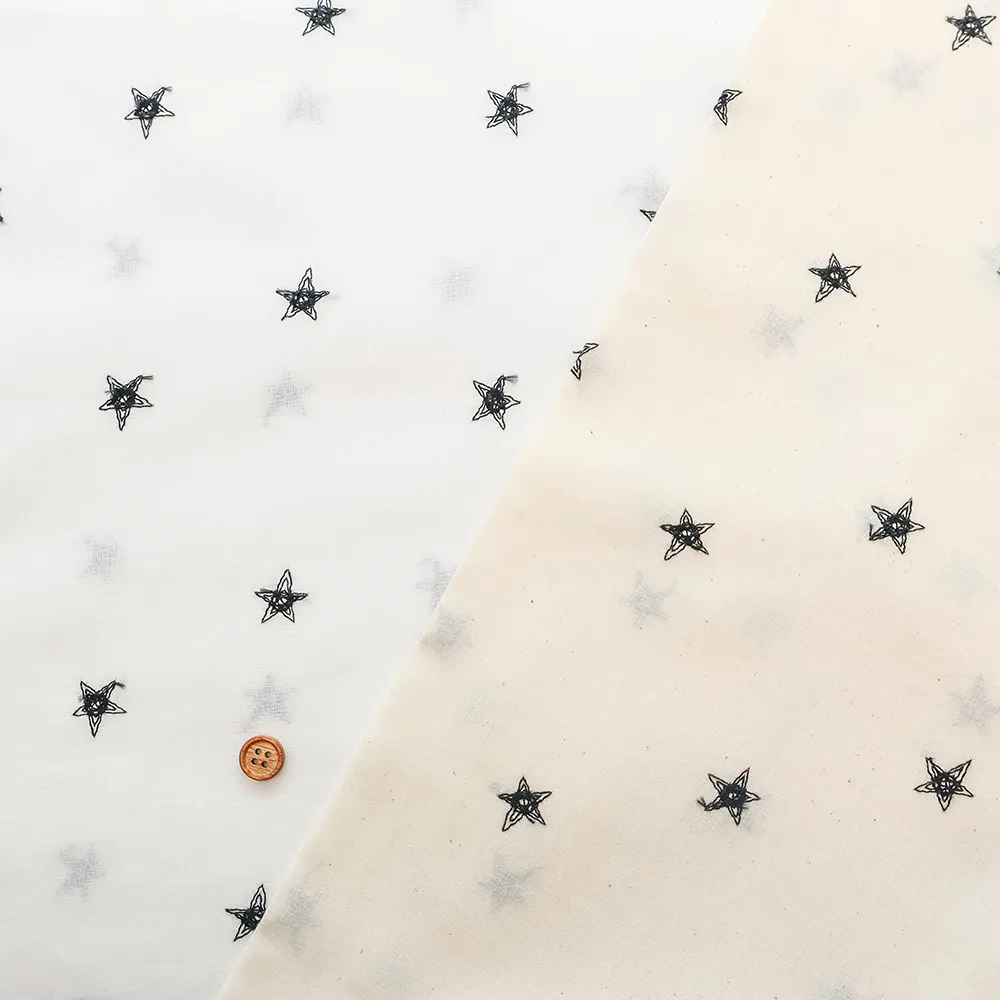 コットンキャンブリック刺繍生地　星