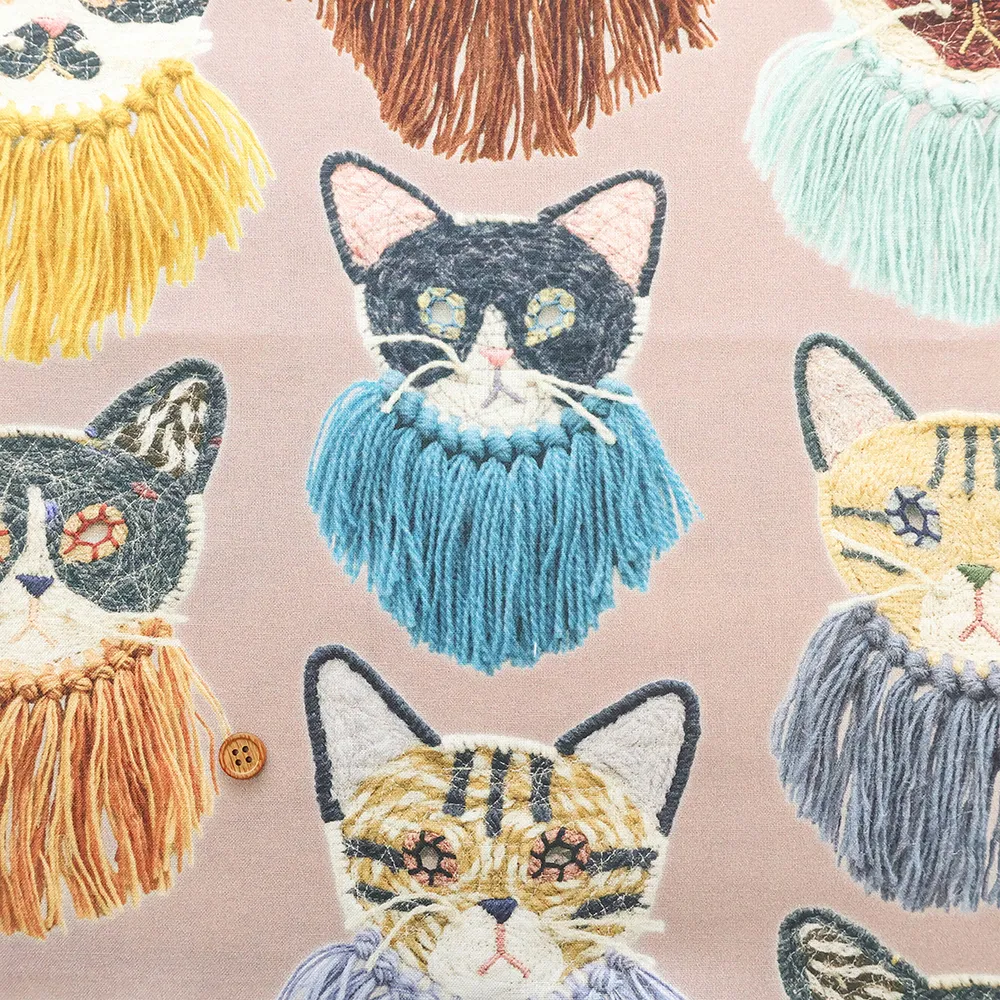 中国製　コットンシーチングインクジェットプリント生地　Kari Ishikawa We are cat's
