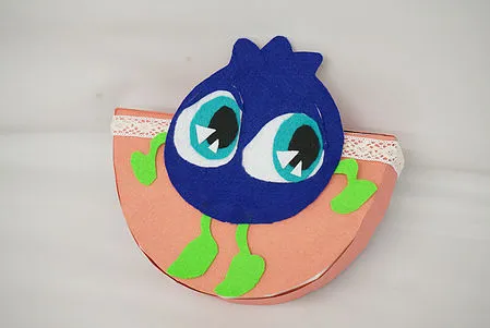 ゆれる！ブルブルくん貯金箱