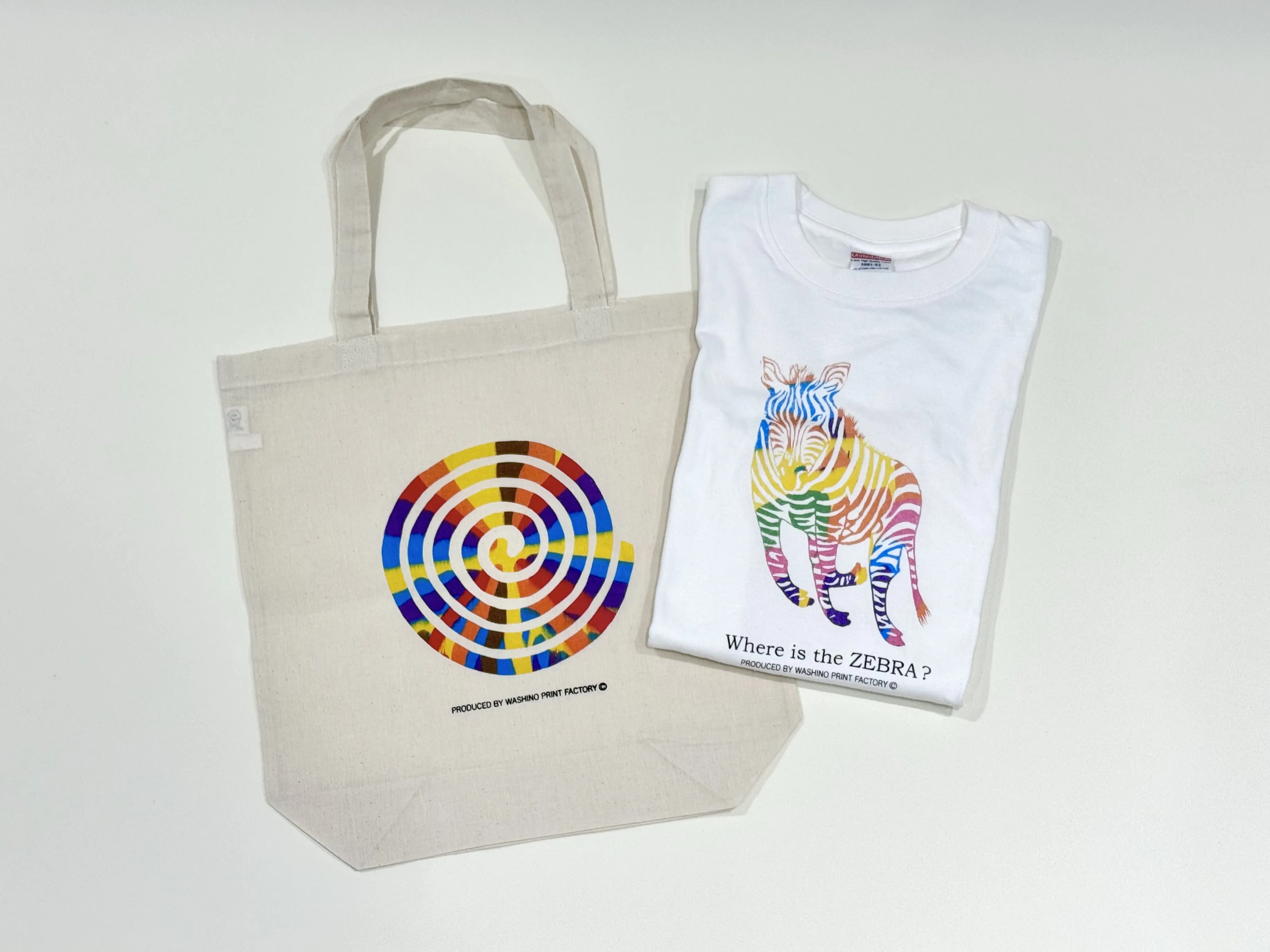 好きな色とデザインをえらんでエコバッグかTシャツをそめてみよう